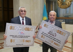 По 5 млн тенге получили в подарок карагандинские издания к юбилею  