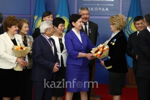 Известные личности Казахстана получили госнаграды в Акорде 