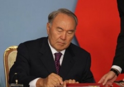 Нурсултан Назарбаев подписал указ о комплексной стратегии соцреабилитации бывших заключенных
