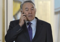 Нурсултан Назарбаев поговорил по телефону с президентом Сербии