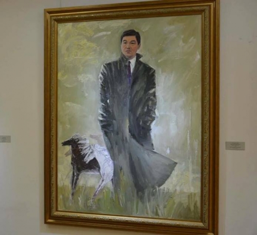 Портрет одинокого Бауыржана Байбека с лошадьми опубликовали в Сети