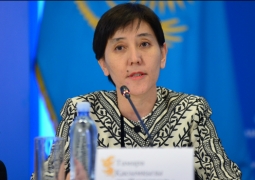 Казахстанцам повысят пенсии и детские пособия в два этапа