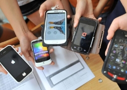 В детсадах Усть-Каменогорска запретили пользоваться смартфонами