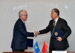 Делегация из Китая удивлена как в Казахстане быстро строят заводы