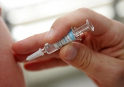 Депутаты обеспокоены отказами казахстанцев от прививок 