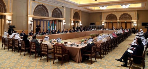 Нурсултан Назарбаев пригласил компании ОАЭ принять участие в приватизации в Казахстане