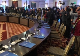 Арабские журналисты устроили потасовку на встрече в Астане