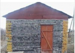 Бюджетную баню из стекла построил житель Кызылординской области 