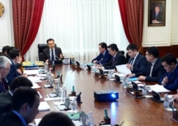 Бакытжан Сагинтаев провел совещание по вопросам приватизации объектов республиканской собственности