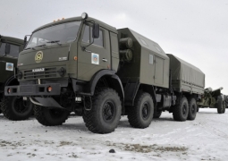 «КамАЗ» с военнослужащими опрокинулся на трассе в Жамбылской области