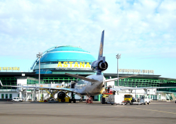 Казахстанцы предложили назвать именем президента столичный аэропорт, - депутат