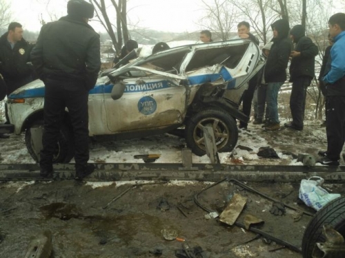 Полицейский погиб в ДТП на трассе близ Каскелена 