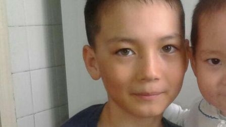 Паводки в Казахстане: в Актобе второй день ищут 9-летнего мальчика, упавшего в овраг с талой водой 