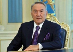 Необходимо начать постепенный переход казахского языка на латинский алфавит, - Назарбаев