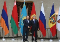 Нурсултан Назарбаев прибыл в Бишкек на заседание ВЭС ЕАЭС