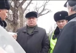Кадры "разборок" крупных чиновников Павлодара с дорожной полицией опубликовали СМИ