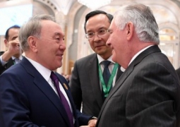Нурсултан Назарбаев встретился с госсекретарем США