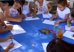 Организовать языковые лагеря в школах в течение всего лета предложил глава МОН