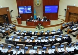 Передачу ряда полномочий президента Правительству одобрили депутаты мажилиса