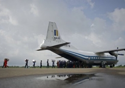 Авиакатастрофе в Мьянме: спасатели нашли десять тел погибших