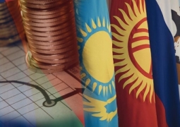 Казахстан даст Кыргызстану 100 млн долларов