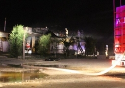 В Актау ночью горели три склада