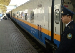 Запущен поезд сообщением Астана - Алматы - Урумчи
