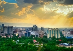 Как можно решить нехватку земель в Алматы?