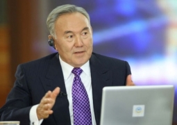 Нурсултан Назарбаев переизбран председателем Всемирного курултая казахов