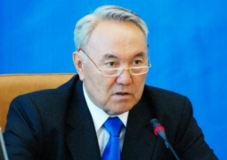 Назарбаев поручил создать водохранилища и обеспечить сельчан водой