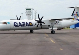 Сегодня самолет Qazaq air вынужденно вернулся в аэропорт Алматы