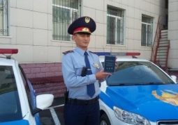 Столичным полицейским раздали планшеты для быстрого оформления штрафов