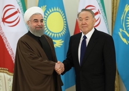 Назарбаев делает одно, клерки из МОНа делают своё