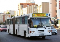 16-летняя девушка на ходу выпала из автобуса в Астане