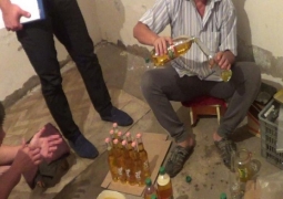 Подпольный цех по изготовлению энергетических напитков обнаружили в Алматы 