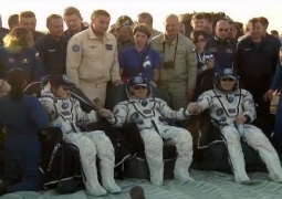 Экипаж "Союз МС-04" успешно приземлился в Карагандинской области