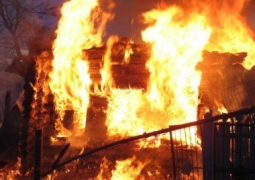 На рынке в Боровом произошел крупный пожар (ВИДЕО)