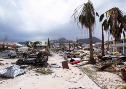 Ураган «Ирма» унес океан от Багамских пляжей (ВИДЕО)