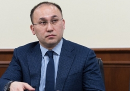 Даурен Абаев записал видеообращение по самым критикуемым пунктам закона о СМИ