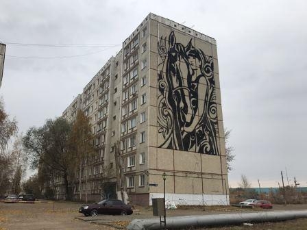 В Кокшетау многоэтажки украсили стрит-арт композиции