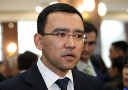Депутат Ашимбаев: Я не вижу каких-то объективных причин дефицита бензина