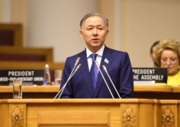 Нигматулин призвал парламентарии мира поддержать Назарбаева