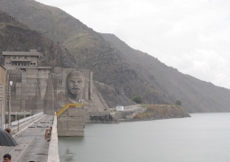 Кыргызстан планирует сбросить воду из Кировского водохранилища