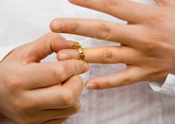 В Казахстане распадается каждый третий брак