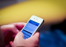 Казахстанцы смогут давать имена новорожденным через SMS