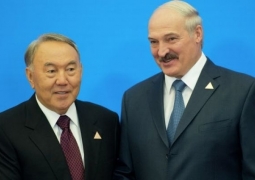 Назарбаев едет к Лукашенко