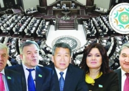 Чем занимаются в мажилисе депутаты от Ассамблеи народов Казахстана?