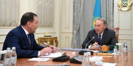 Нурсултан Назарбаев встретился с акимом Мангистауской области