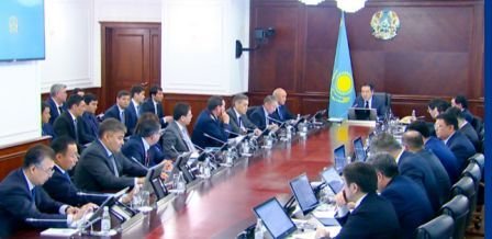 Сагинтаев провел совещание по вопросам реализации поручений Президента по Году молодежи