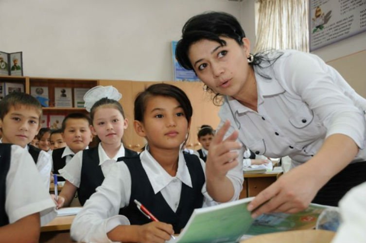В школах не хватает 200 учителей в Нур-Султане